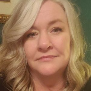 Meet your Posher, Kendra